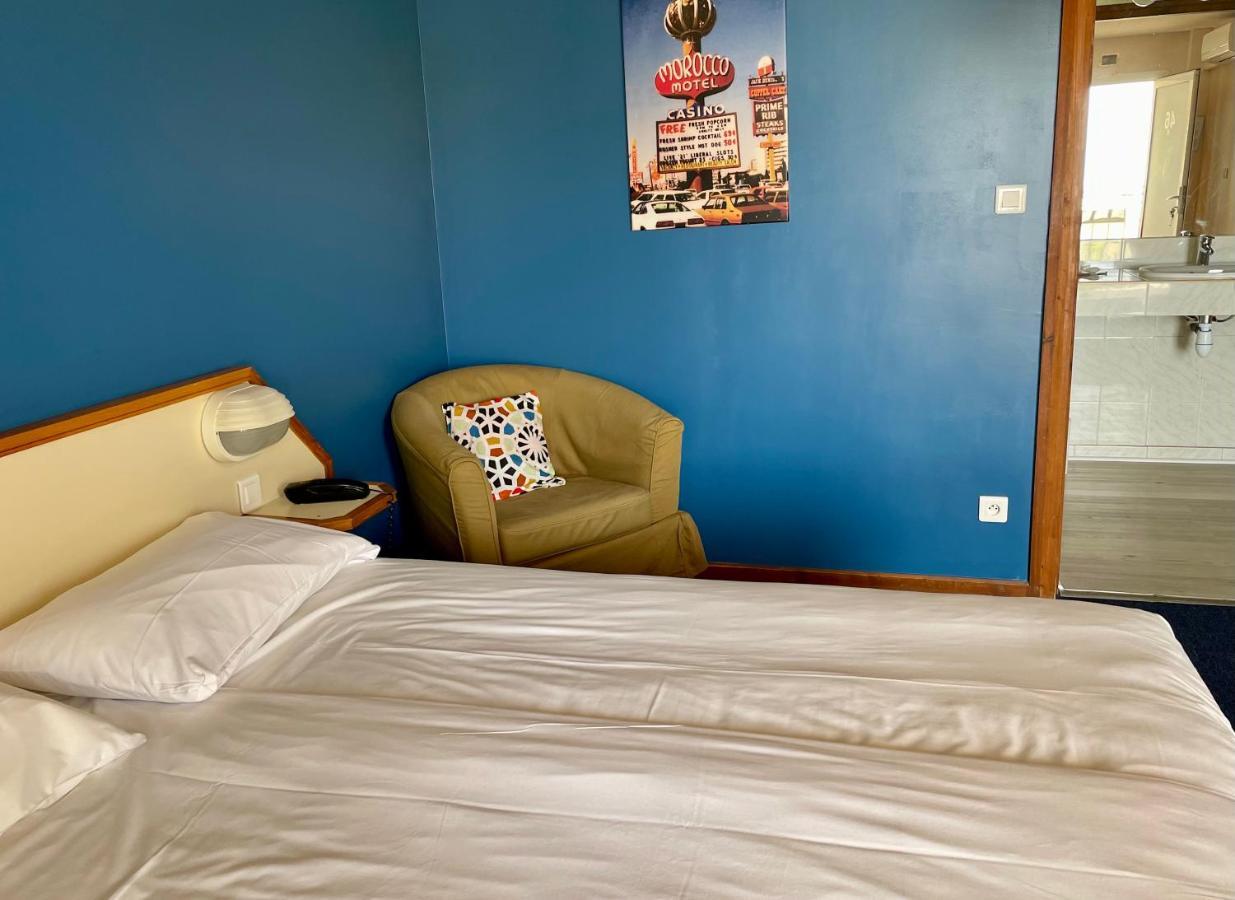 Amerique Hotel Palavas - Piscine - Plage Kültér fotó