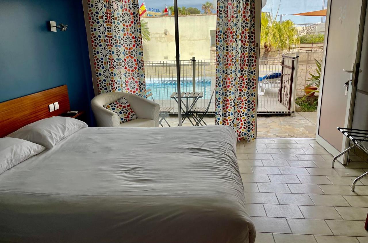Amerique Hotel Palavas - Piscine - Plage Kültér fotó