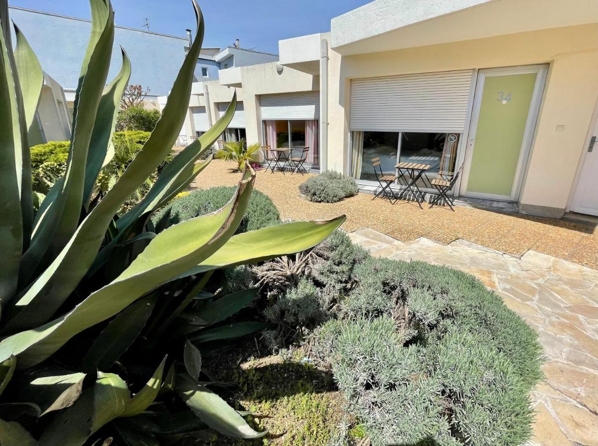 Amerique Hotel Palavas - Piscine - Plage Kültér fotó